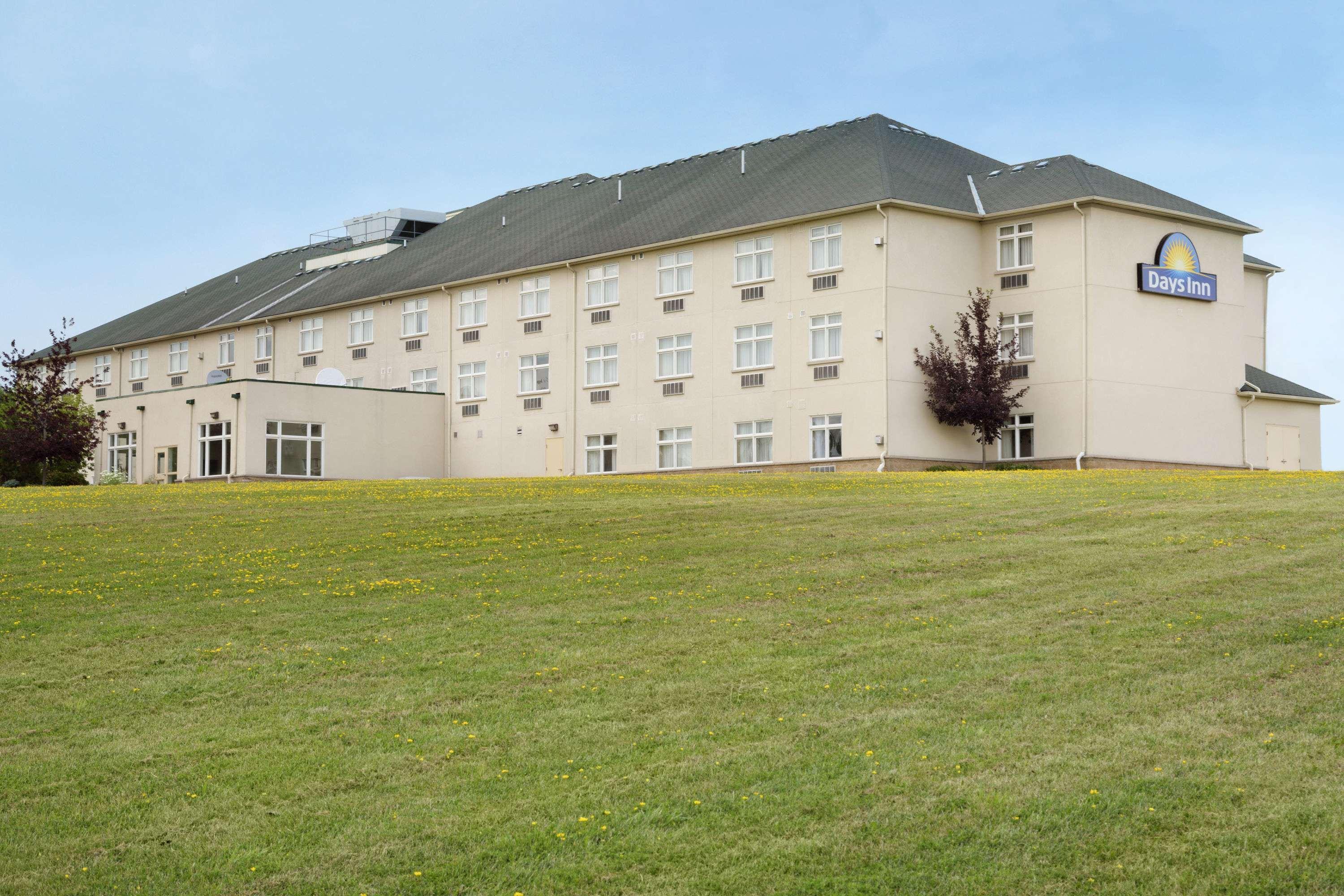 Days Inn By Wyndham Orillia Zewnętrze zdjęcie