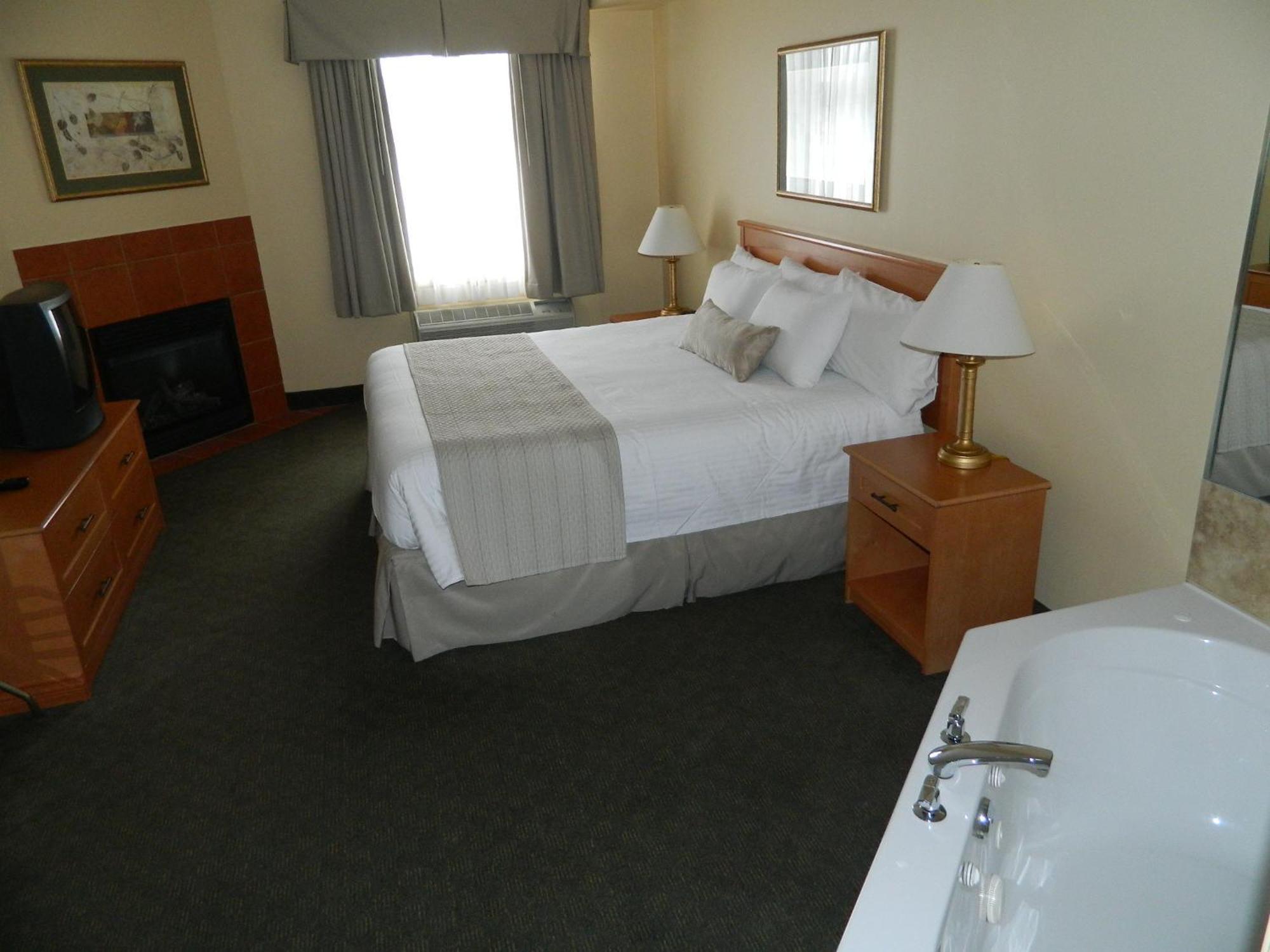 Days Inn By Wyndham Orillia Zewnętrze zdjęcie